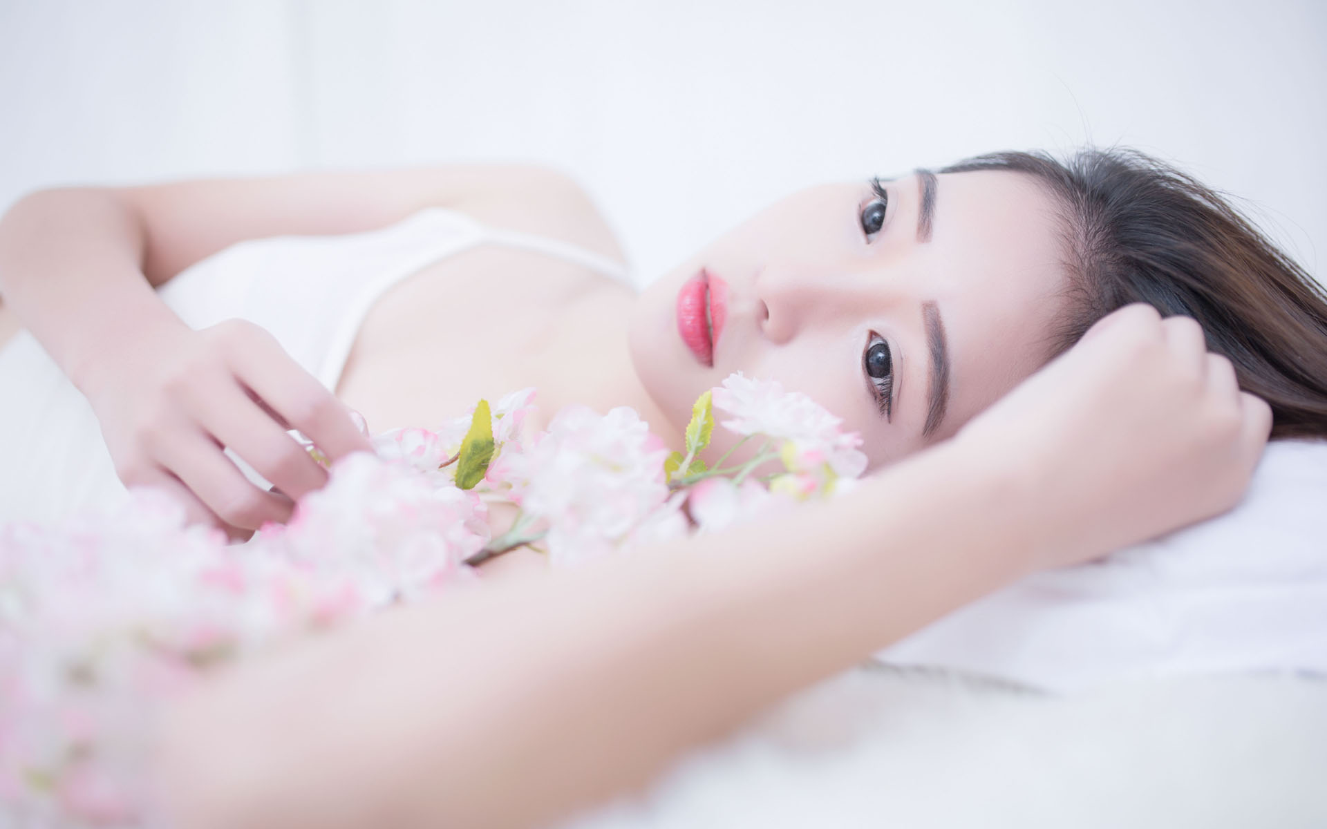 精品久久久久久中字幕懂色一区二区精品视频|久久久一区二区999|亚洲欧美国产视频_视频二区中文字幕|蜜臀成人av免费在线观看|亚洲中文字幕高清视频|91精品国产片|西北小城器官捐献者群像：逝者永生 爱在延续